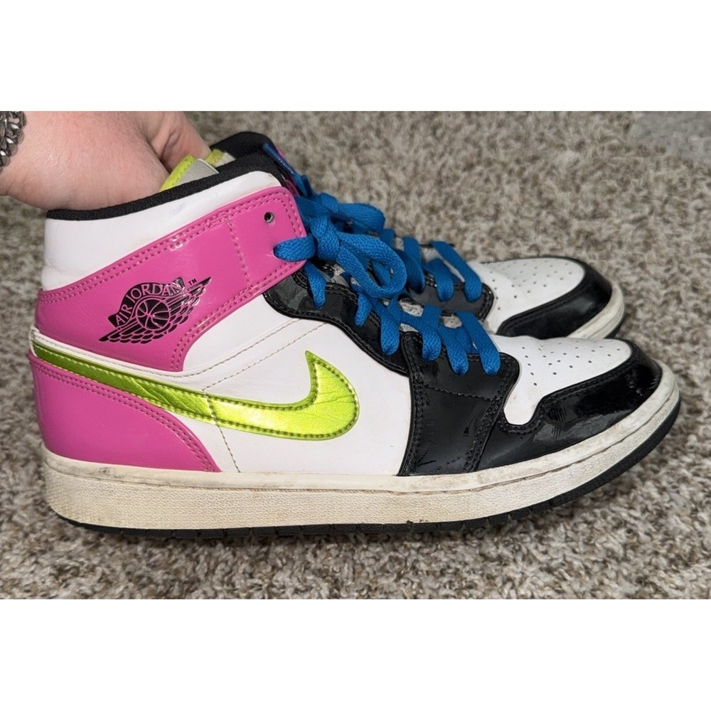 Air Jordan 1 SE Mid Cyber Active Fuchsia Shoes‎ - Men's Size 8.5